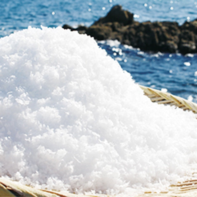 【長崎】虎屋　まあるい塩　ガラス瓶