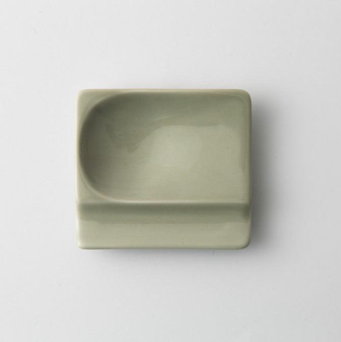 【長崎】波佐見焼　アイユー　重宝皿　シンプル