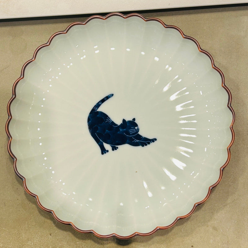 【長崎】波佐見焼　西海陶器　呉須猫　菊割5.5寸皿